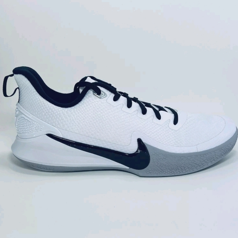 Nike Mamba Focus Size 12